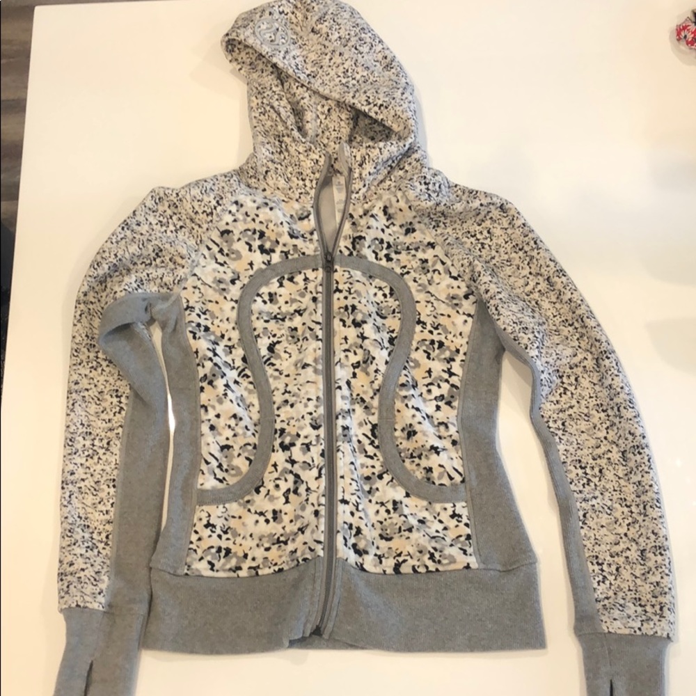 Lululemon Women’s Zip Front Scuba Jacket